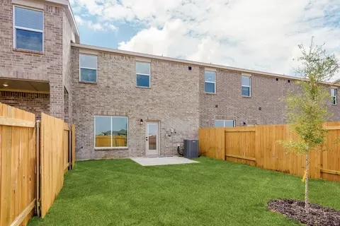 Exterior - 766 Carson Ln, Pilot Point, TX 76258 photo 3 of 6