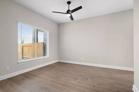Living - 766 Carson Ln, Pilot Point, TX 76258 photo 3 of 4