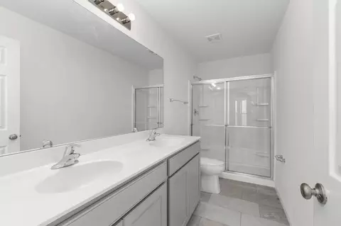 Bath - 1505 Denmark Rd, Union, MO 63084 photo 3 of 10