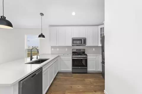 Kitchen - 1505 Denmark Rd, Union, MO 63084 photo 6 of 14