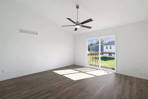 Living - 1505 Denmark Rd, Union, MO 63084 photo 7 of 8