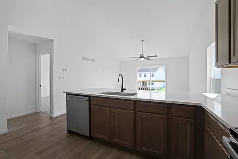 Kitchen - 1505 Denmark Rd, Union, MO 63084 photo 14 of 14