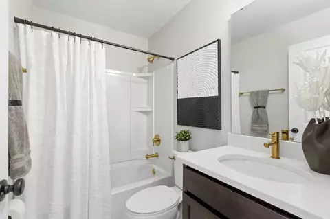 Bath - 1505 Denmark Rd, Union, MO 63084 photo 7 of 10