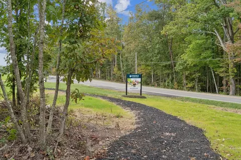 View/Area - 11 Horse Path Dr, Charlottesville, VA 22902 photo 3 of 9