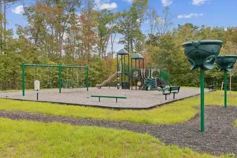 View/Area - 11 Horse Path Dr, Charlottesville, VA 22902 photo 1 of 9