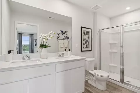 Bath - 11 Horse Path Dr, Charlottesville, VA 22902 photo 1 of 3