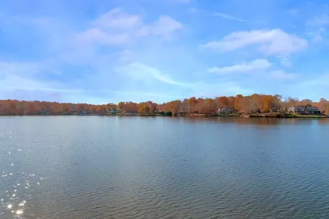 View/Area - 11 Horse Path Dr, Charlottesville, VA 22902 photo 6 of 9