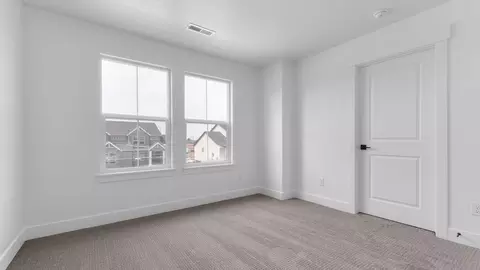 Bedroom - 718 N 1600 E, Salem, UT 84653 photo 6 of 12