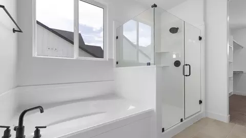 Bath - 718 N 1600 E, Salem, UT 84653 photo 3 of 8