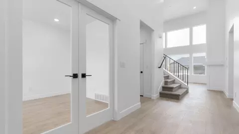 Entry Way - 718 N 1600 E, Salem, UT 84653 photo 5 of 7