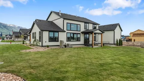 Exterior - 718 N 1600 E, Salem, UT 84653 photo 6 of 17