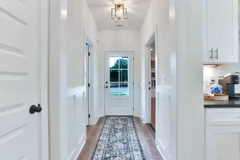 Entry Way - 100 Firefly Ln, Opelika, AL photo 1 of 1