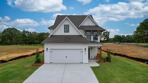 Exterior - 100 Firefly Ln, Opelika, AL photo 6 of 6