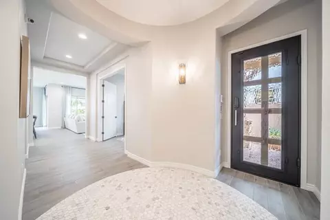 Entry Way - 3836 S Gladiolus Cir, Mesa, AZ 85212 photo 5 of 6