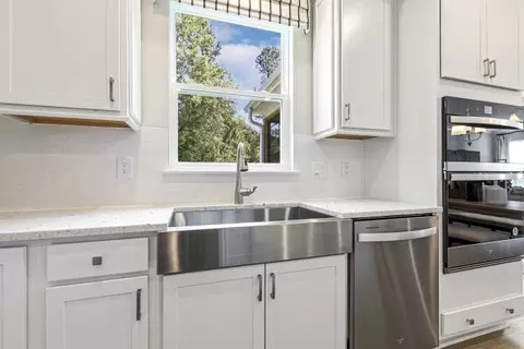 Kitchen - Blessed Hope Rd, York, SC 29745 photo 4 of 8