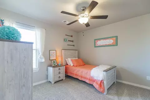 Bedroom - 2800 Heather Hvn, Moore, OK 73160 photo 2 of 15