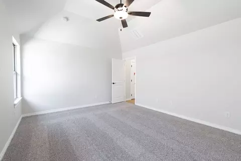 Bedroom - 2800 Heather Hvn, Moore, OK 73160 photo 10 of 15