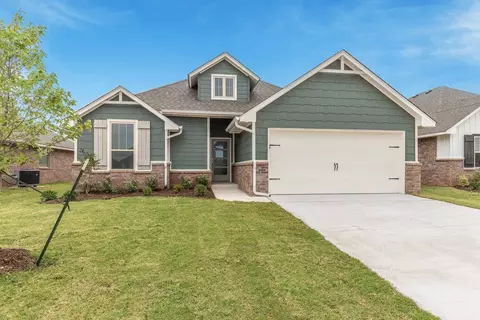 Exterior - 2800 Heather Hvn, Moore, OK 73160 photo 5 of 52