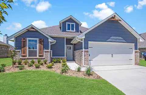 Exterior - 2800 Heather Hvn, Moore, OK 73160 photo 9 of 52