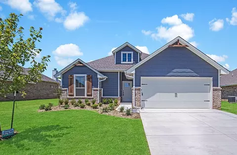 Exterior - 2800 Heather Hvn, Moore, OK 73160 photo 8 of 52