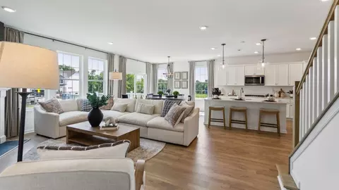 524 Trolley Ln, Sellersville, PA 18960