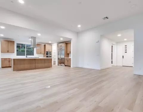 10381 Hanging Lake St, Las Vegas, NV 89166