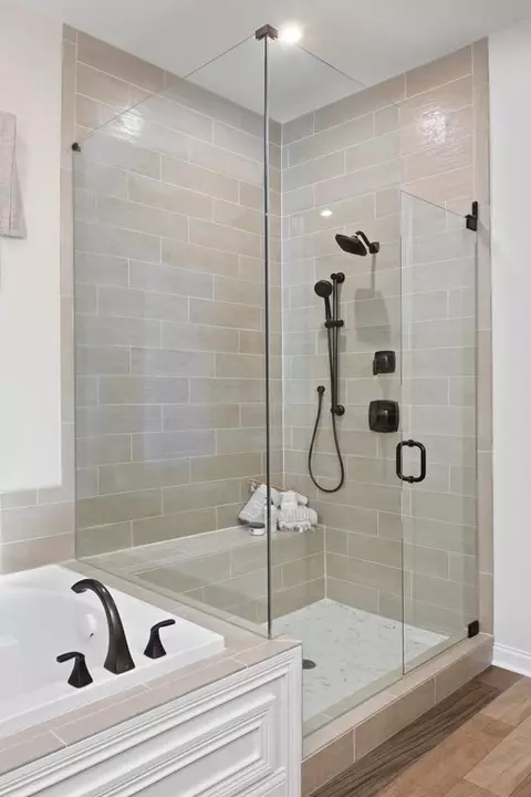 Bath - 11216 Gideon Ln, Cincinnati, OH 45249 photo 1 of 3
