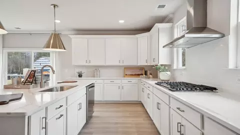 Kitchen - 3908 Lyons Mill Ln, Glen Allen, VA 23059 photo 5 of 11