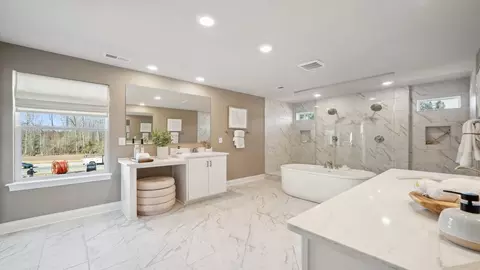 Bath - 3908 Lyons Mill Ln, Glen Allen, VA 23059 photo 4 of 19