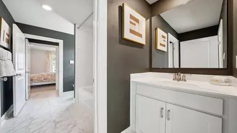 Entry Way - 3908 Lyons Mill Ln, Glen Allen, VA 23059 photo 3 of 12
