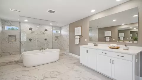 Bath - 3908 Lyons Mill Ln, Glen Allen, VA 23059 photo 5 of 19