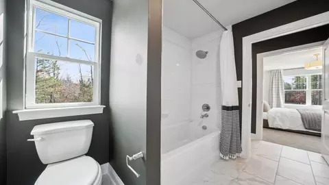 Bath - 3908 Lyons Mill Ln, Glen Allen, VA 23059 photo 2 of 19
