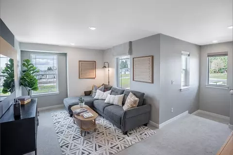 Entry Way - 2401 128th St SE, Everett, WA 98208 photo 1 of 1