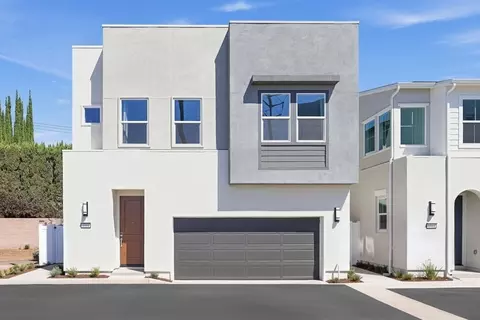 Exterior - 1062 E Overlook Dr, Orange, CA 92867 photo 3 of 4