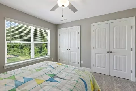 Bedroom - 57 Daniel Farm Dr, Benson, NC 27504 photo 5 of 10