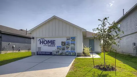 200 Langston Dr, Uhland, TX 78640