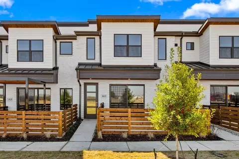 4614 White Buffalo Trl, Oak Point, TX 75068