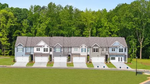 View/Area - 3285 Ryker Rd, Gainesville, GA 30507 photo 2 of 3