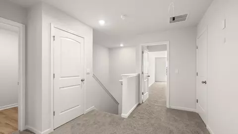 Entry Way - 3285 Ryker Rd, Gainesville, GA 30507 photo 3 of 8