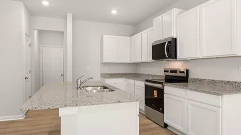 Kitchen - 3285 Ryker Rd, Gainesville, GA 30507 photo 3 of 7