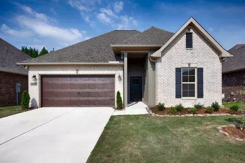16741 Ted Childs Dr, Athens, AL 35613