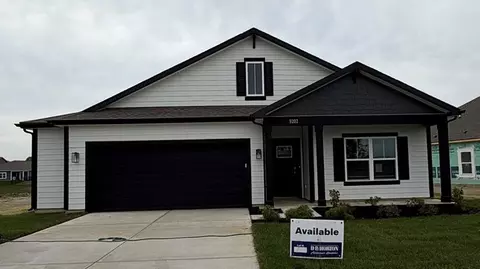9202 Fitzgerald Dr, Indianapolis, IN 46239