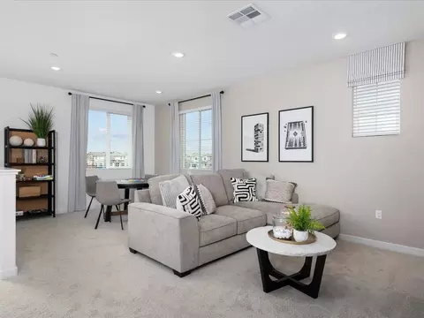 9268 Chiffonade Way, Sacramento, CA 95829