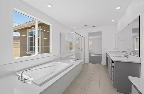 Bath - 3315 Layla Way, Tracy, CA 95377 photo 4 of 4