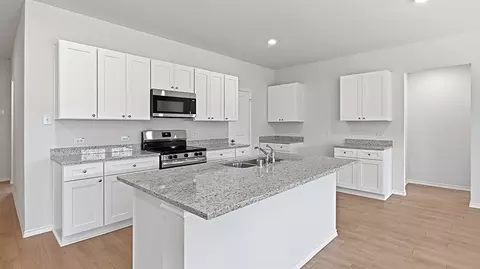 Kitchen - 107 Aston Way, Terrell, TX 75160 photo 1 of 7