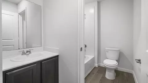Bath - 107 Aston Way, Terrell, TX 75160 photo 2 of 4
