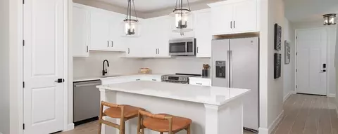 7650 Deer Valley Cir, Tampa, FL 33635