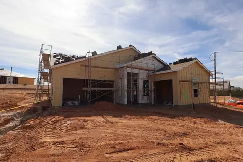Exterior - 7032 Doheny Ave, Hesperia, CA 92345 photo 2 of 7