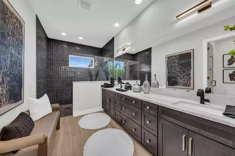 Bath - 12418 Stonegate Trl, Parrish, FL 34219 photo 12 of 17