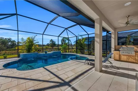 Exterior - 12418 Stonegate Trl, Parrish, FL 34219 photo 4 of 17